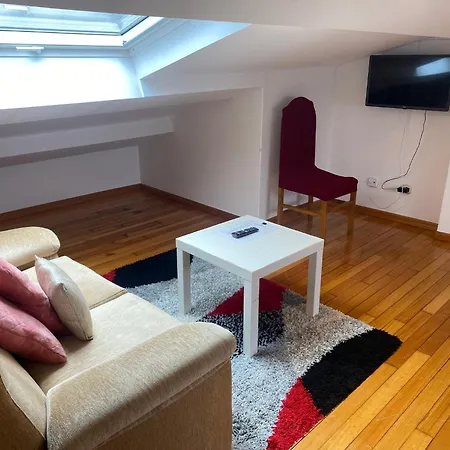 Atico En El Casco Historico Appartamento